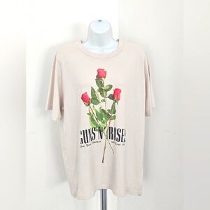 Daydreamer Guns N' Roses Tee NWT